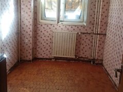 Basarabia, Chisinau, apartament 2 camere decomandat, et. 8, 55 mp, bl. 1982